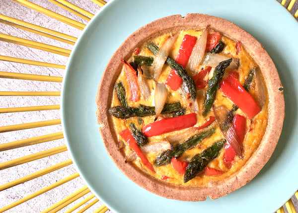 Healthy and quick curry veggie quiche recipe that's gluten free and dairy free made with piccola cucina unsweetened vegan keto almond pie crust shell